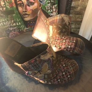 Rocket dog patchwork clogs